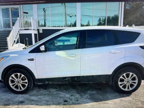 Photos of 2017 Ford Escape SE for sale in Plaistow, NH at CarFive Plaistow, NH