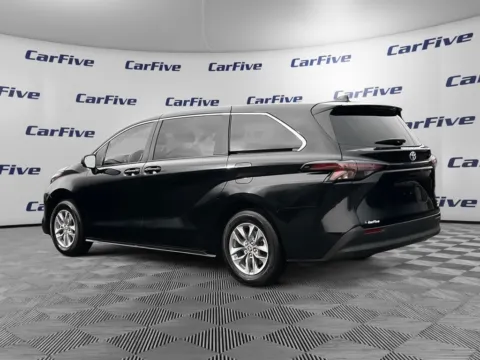 Another view of 2024 Toyota Sienna LE for sale in Plaistow, NH at CarFive Plaistow, NH