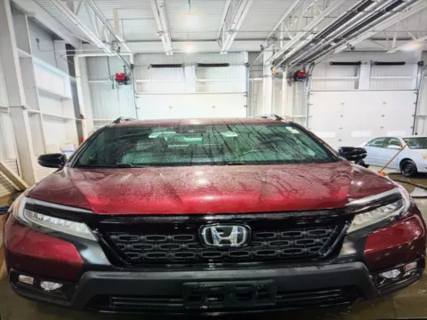 More photos of 2019 Honda Passport Elite at CarFive Plaistow, NH, NH