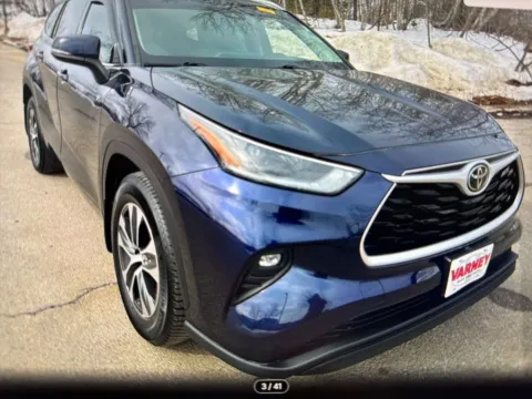 Another view of 2021 Toyota Highlander XLE for sale in Plaistow, NH at CarFive Plaistow, NH