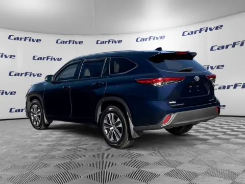 Another view of 2021 Toyota Highlander XLE for sale in Plaistow, NH at CarFive Plaistow, NH