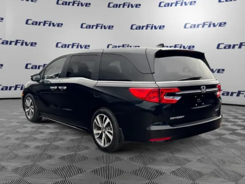 Another view of 2022 Honda Odyssey Touring for sale in Plaistow, NH at CarFive Plaistow, NH