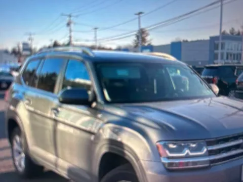 More photos of 2018 Volkswagen Atlas Launch Edition at CarFive Plaistow, NH, NH