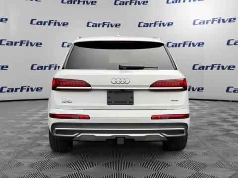 More photos of 2023 Audi Q7 55 Premium Plus at CarFive Plaistow, NH, NH