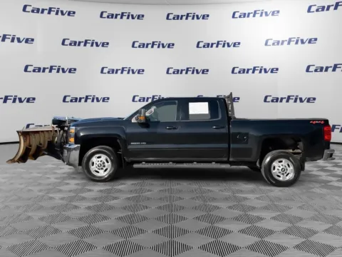 Photos of 2018 Chevrolet Silverado 2500HD LT for sale in Plaistow, NH at CarFive Plaistow, NH