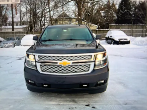 Photos of 2018 Chevrolet Suburban LT for sale in Plaistow, NH at CarFive Plaistow, NH