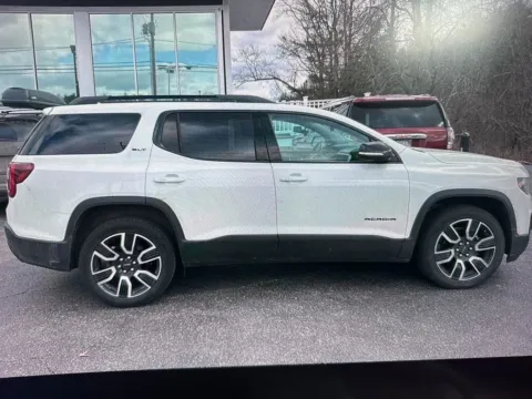 More photos of 2021 GMC Acadia SLT at CarFive Plaistow, NH, NH