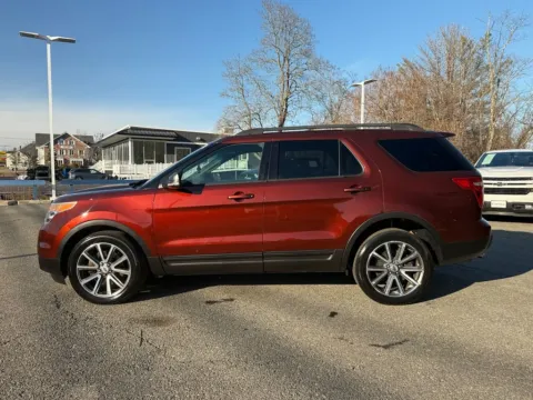 Photos of 2015 Ford Explorer XLT for sale in Plaistow, NH at CarFive Plaistow, NH