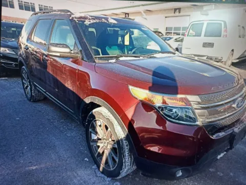 Another view of 2015 Ford Explorer XLT for sale in Plaistow, NH at CarFive Plaistow, NH