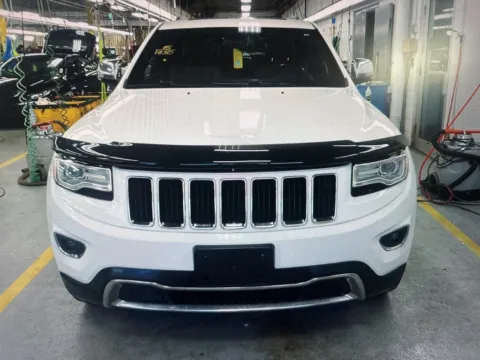 Another view of 2015 Jeep Grand Cherokee Limited for sale in Plaistow, NH at CarFive Plaistow, NH