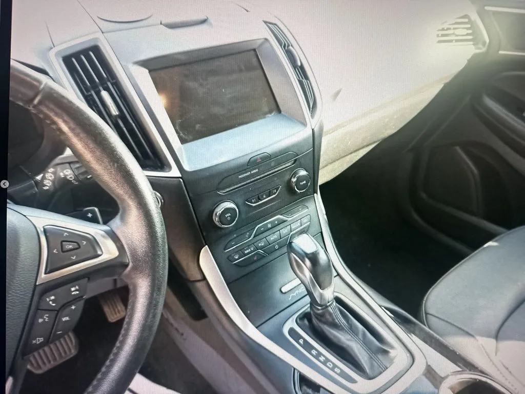 2017 Ford Edge SEL - Photo 7