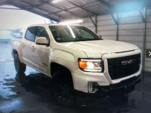 More photos of 2022 GMC Canyon Elevation at CarFive Plaistow, NH, NH