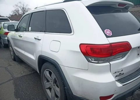 Photos of 2014 Jeep Grand Cherokee Limited for sale in Plaistow, NH at CarFive Plaistow, NH