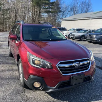 Photos of 2018 Subaru Outback 2.5i Premium for sale in Plaistow, NH at CarFive Plaistow, NH