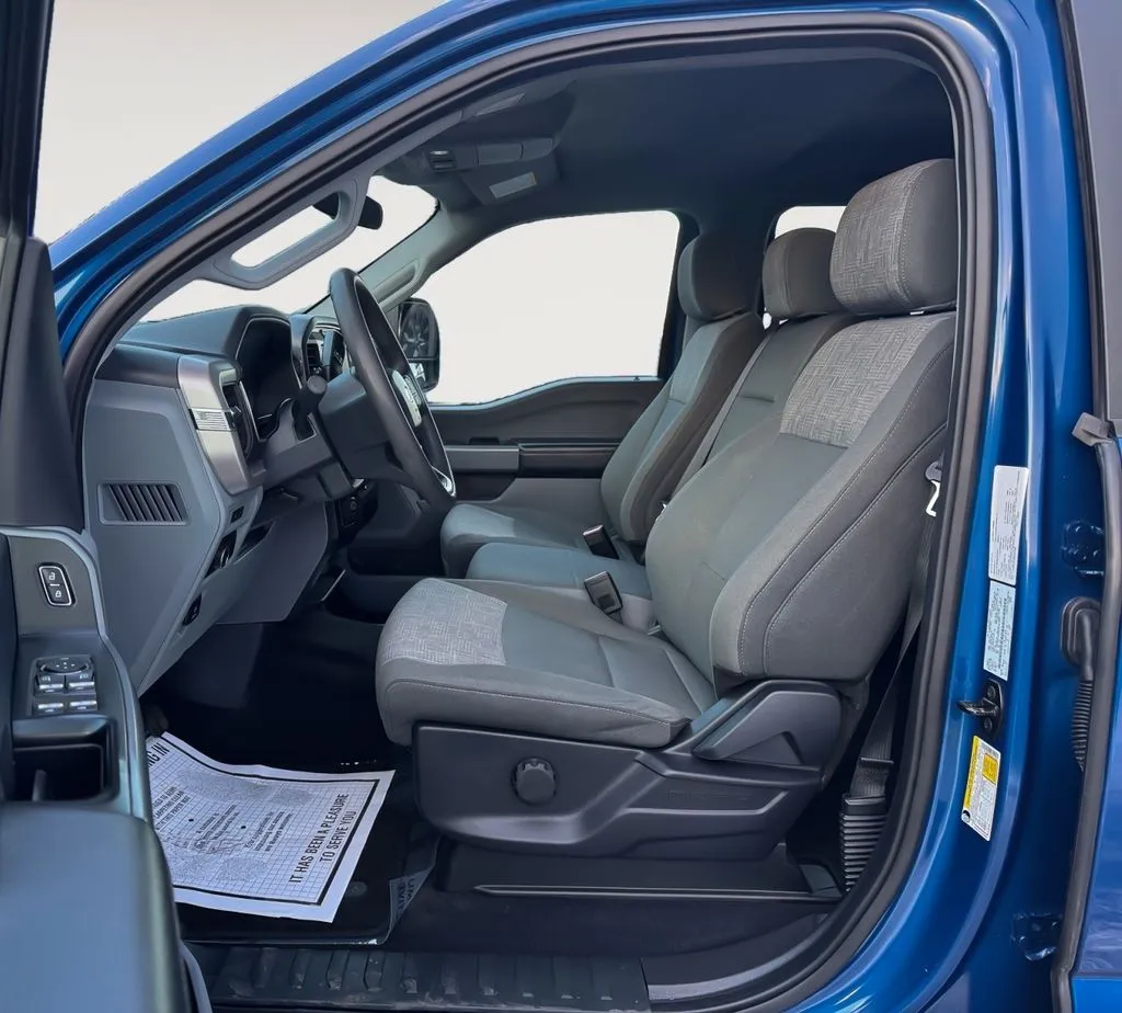 2023 Ford F-150 XLT - Photo 12