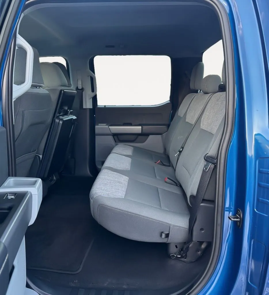 2023 Ford F-150 XLT - Photo 13