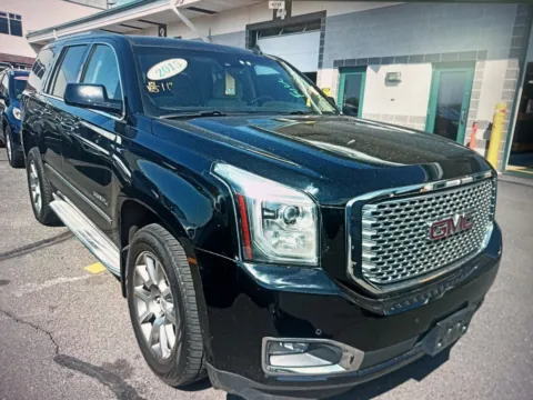 More photos of 2015 GMC Yukon Denali at CarFive Plaistow, NH, NH