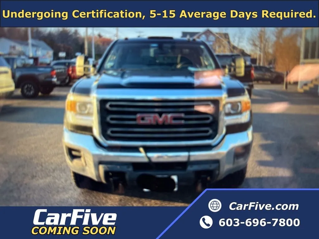 2015 GMC Sierra 4WD Double Cab Standard Box's photo