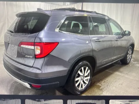 More photos of 2021 Honda Pilot EX-L at CarFive Plaistow, NH, NH
