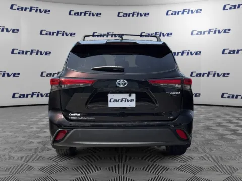 More photos of 2022 Toyota Highlander Hybrid LE at CarFive Plaistow, NH, NH