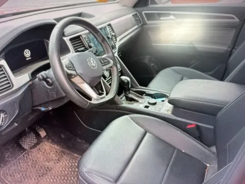 More photos of 2023 Volkswagen Atlas 3.6L V6 SE w/Technology at CarFive Plaistow, NH, NH