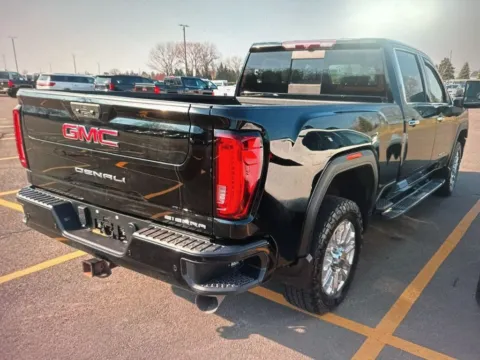 More photos of 2020 GMC Sierra 3500HD Denali at CarFive Plaistow, NH, NH
