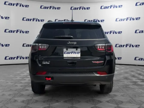 More photos of 2021 Jeep Compass Trailhawk at CarFive Plaistow, NH, NH