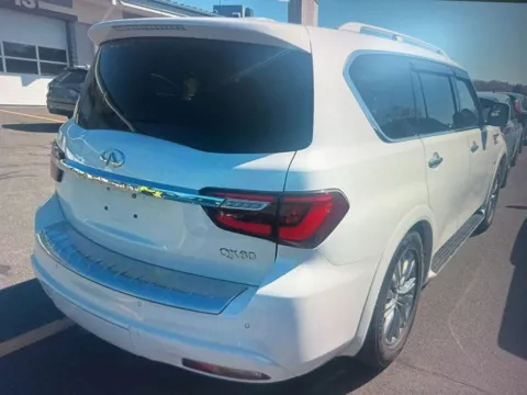 More photos of 2019 INFINITI QX80 LUXE at CarFive Plaistow, NH, NH
