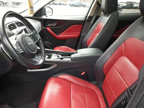More photos of 2018 Jaguar F-PACE 35t R-Sport at CarFive Plaistow, NH, NH