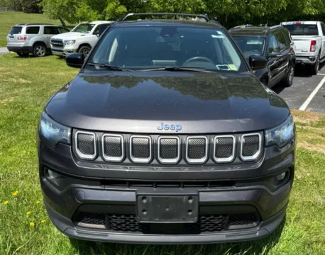 Photos of 2022 Jeep Compass Latitude for sale in Plaistow, NH at CarFive Plaistow, NH