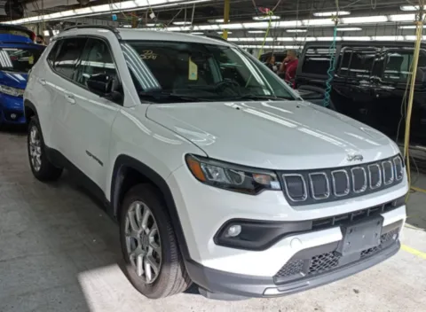 Another view of 2022 Jeep Compass Latitude Lux for sale in Plaistow, NH at CarFive Plaistow, NH