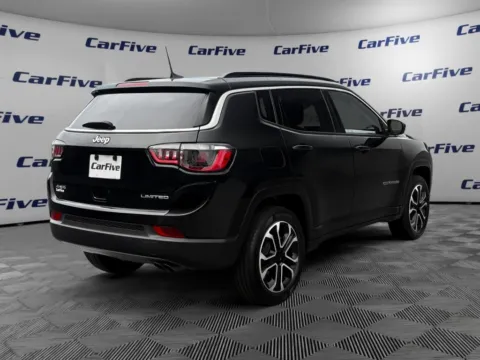 More photos of 2022 Jeep Compass Limited at CarFive Plaistow, NH, NH