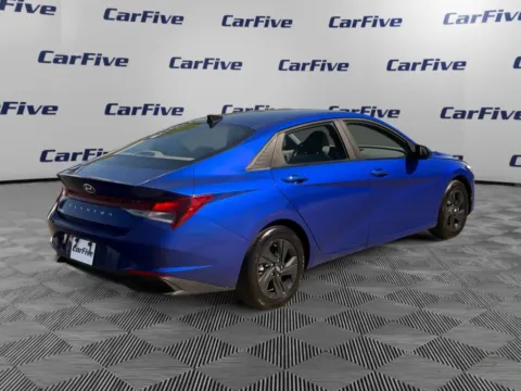 More photos of 2023 Hyundai Elantra SEL at CarFive Plaistow, NH, NH