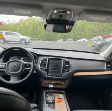 More photos of 2019 Volvo XC90 T6 Inscription at CarFive Plaistow, NH, NH