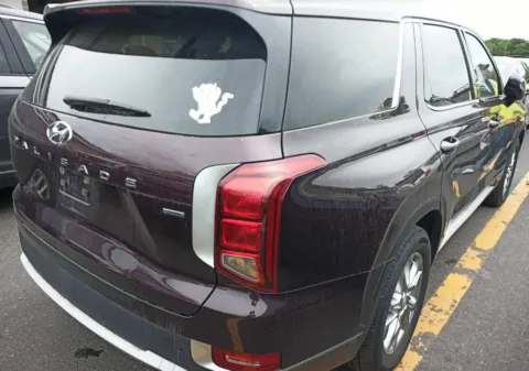 More photos of 2022 Hyundai Palisade SE at CarFive Plaistow, NH, NH