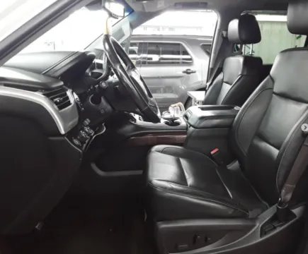 More photos of 2016 GMC Yukon XL SLT at CarFive Plaistow, NH, NH