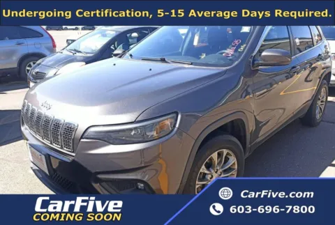 Gray 2019 Jeep Cherokee Latitude Plus for sale in Plaistow, NH
