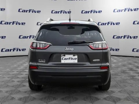 More photos of 2019 Jeep Cherokee Latitude Plus at CarFive Plaistow, NH, NH