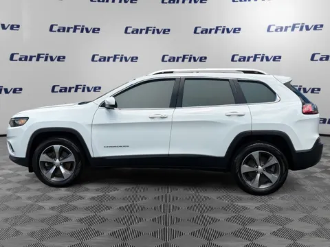 Photos of 2019 Jeep Cherokee Limited for sale in Plaistow, NH at CarFive Plaistow, NH