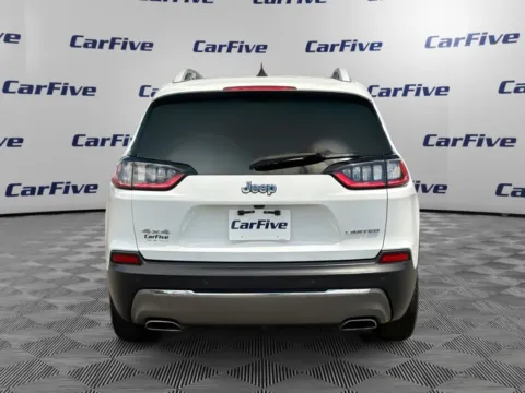 More photos of 2019 Jeep Cherokee Limited at CarFive Plaistow, NH, NH