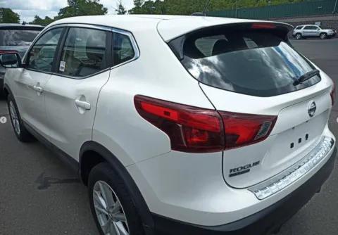 Photos of 2017 Nissan Rogue Sport S for sale in Plaistow, NH at CarFive Plaistow, NH