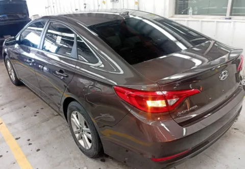 Photos of 2017 Hyundai Sonata SE for sale in Plaistow, NH at CarFive Plaistow, NH