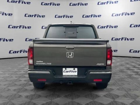 More photos of 2020 Honda Ridgeline RTL-E at CarFive Plaistow, NH, NH