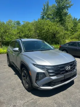 More photos of 2025 Hyundai Tucson SEL at CarFive Plaistow, NH, NH