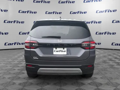 More photos of 2023 Honda Pilot EX-L at CarFive Plaistow, NH, NH