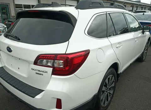 Another view of 2017 Subaru Outback 3.6R for sale in Plaistow, NH at CarFive Plaistow, NH