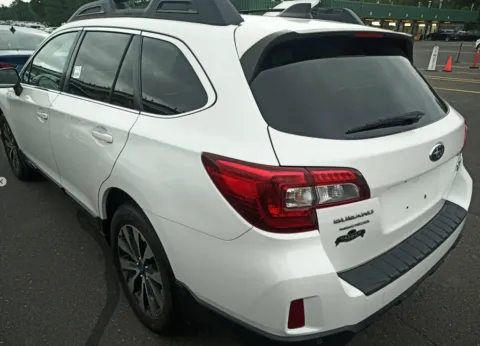 Photos of 2017 Subaru Outback 3.6R for sale in Plaistow, NH at CarFive Plaistow, NH