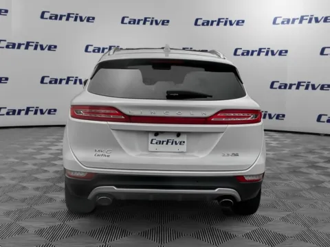 More photos of 2015 Lincoln MKC at CarFive Plaistow, NH, NH
