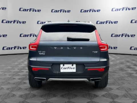 More photos of 2020 Volvo XC40 T5 Inscription at CarFive Plaistow, NH, NH