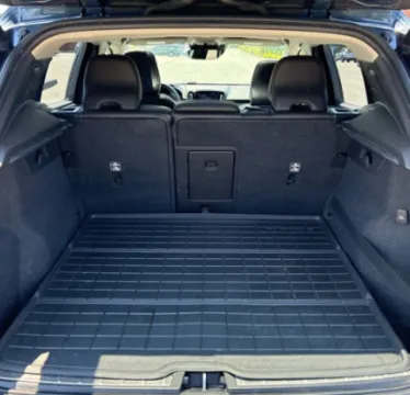 More photos of 2020 Volvo XC40 T5 Inscription at CarFive Plaistow, NH, NH